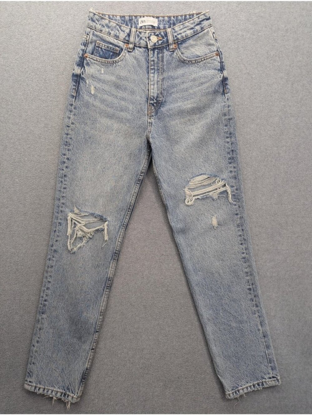 Zara Mom Jeans Womens 2 Blue Light Wash High Rise Distressed Relaxed Denim